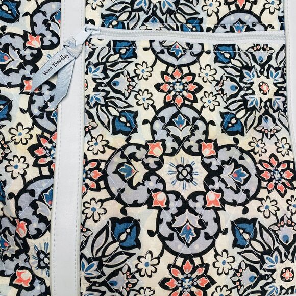 Vera Bradley Trimmed Quilted Lightweight Tote Lisbon Medallion Design (Stains) - Picture 10 of 10